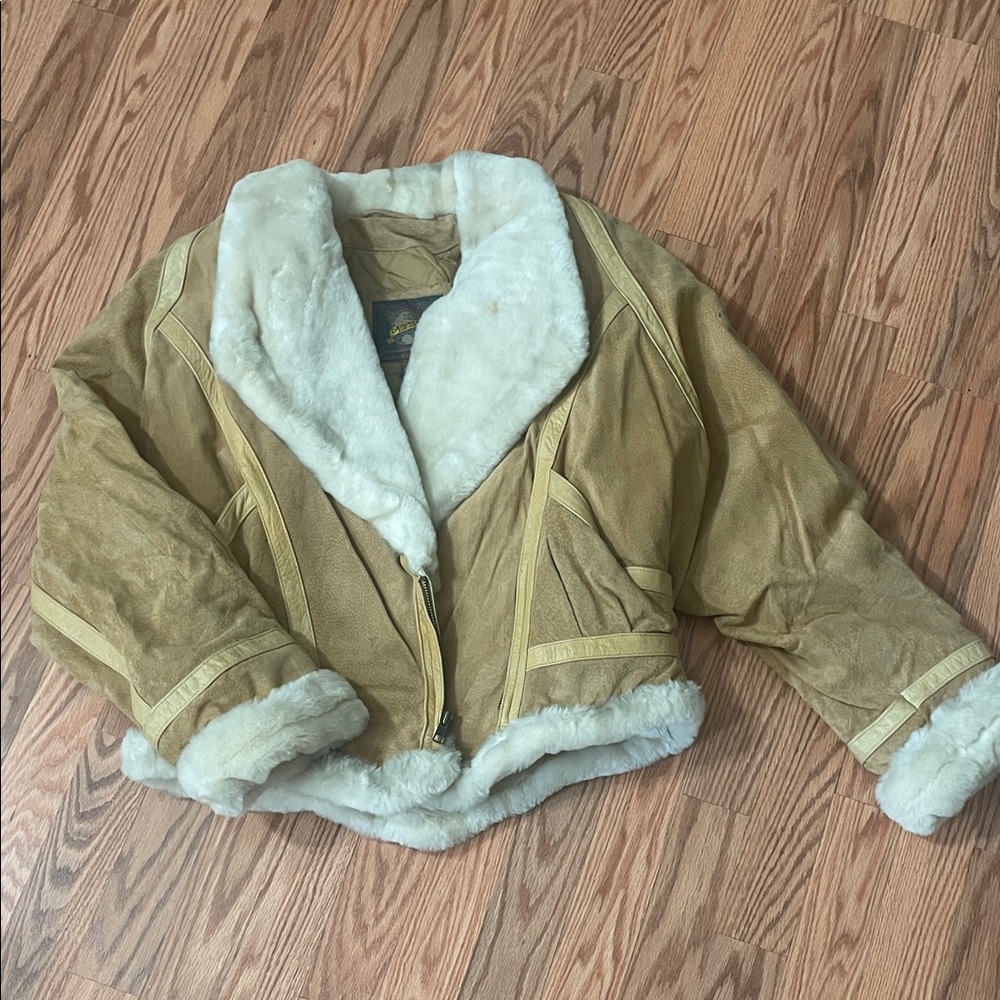 Wilson Leather Adventure Bound Patch with Tan and Cream